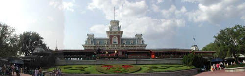 WDW Magic Kingdom Entrance